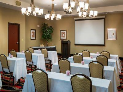 Airport By Ihg Hotel Oklahoma City